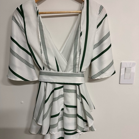 Romper - Picture 2 of 2